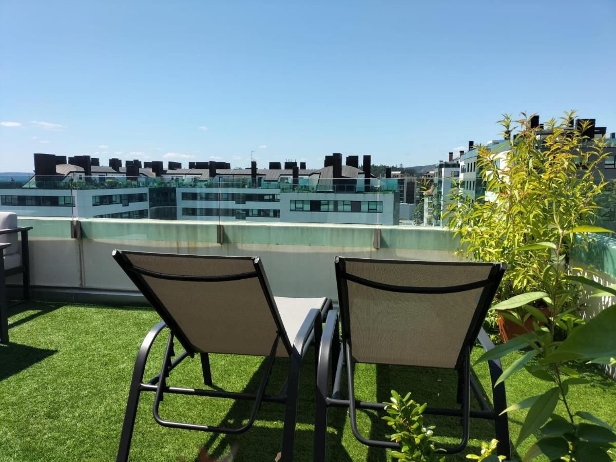 Preciosa Habitacionsuite En Atico Con Terraza II Сантьяго-де-Компостела Экстерьер фото